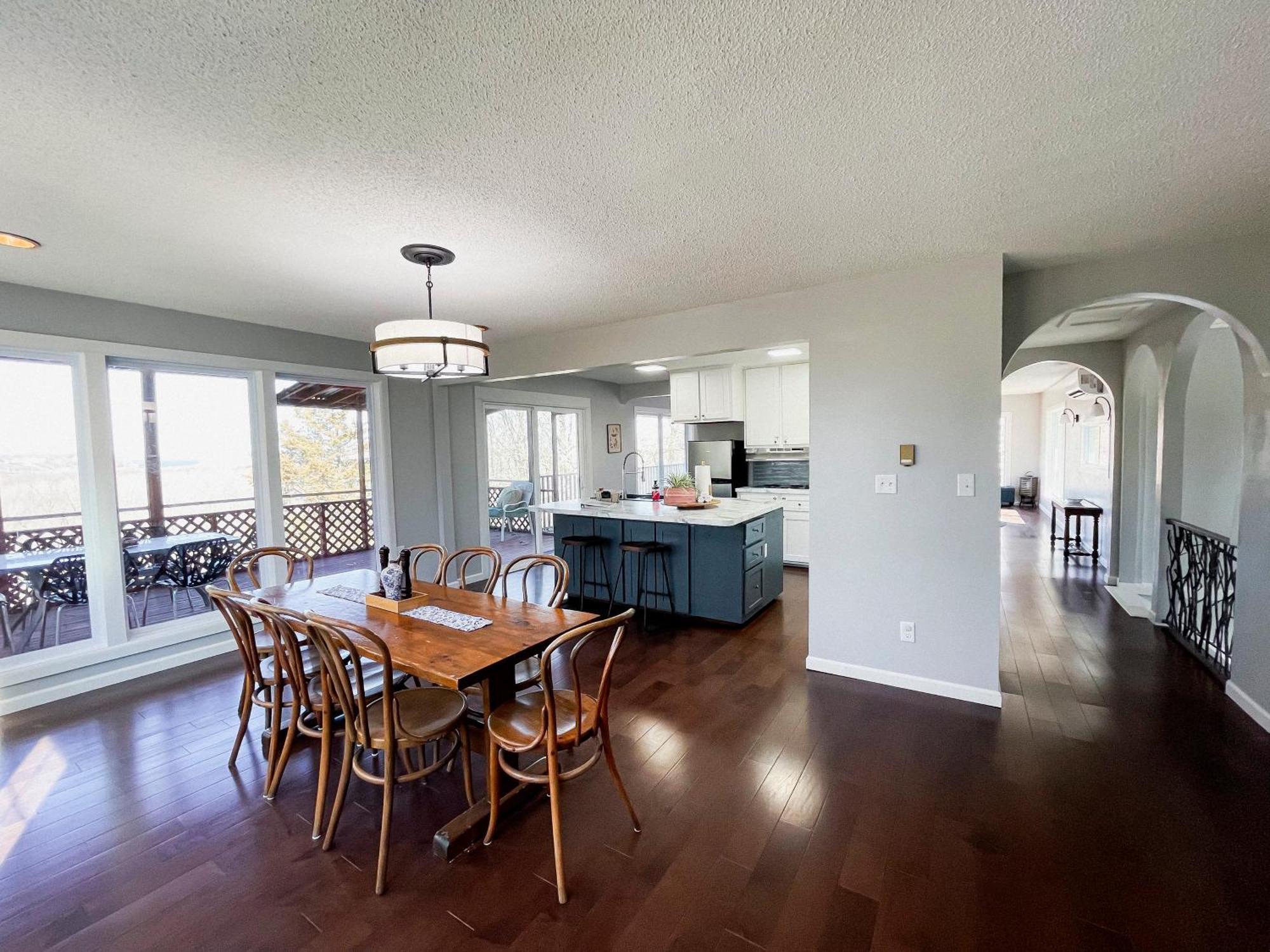 Finn'S Hideaway -Modern Family River Home Keokuk Luaran gambar